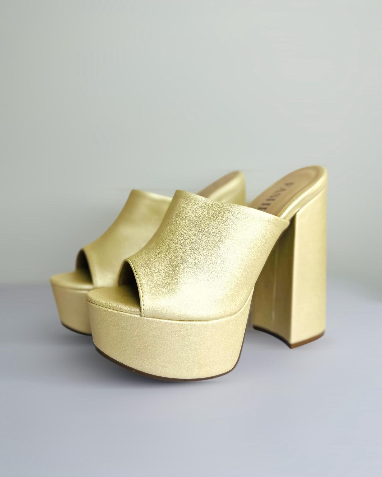 Tacón 8 cm – Esencia Femenina DM MODA